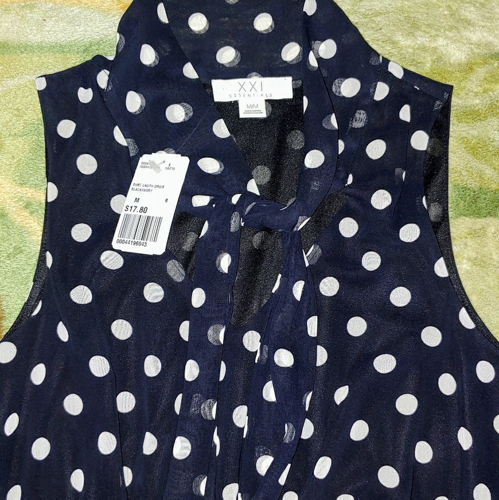 Forever21 NWT Polka Dot Dress - Picture 2 of 6